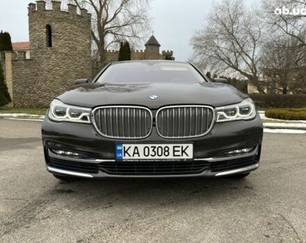 Коричневый БМВ 7 Серия, объемом двигателя 2 л и пробегом 0 тыс. км за 49900 $, фото 1 на Automoto.ua