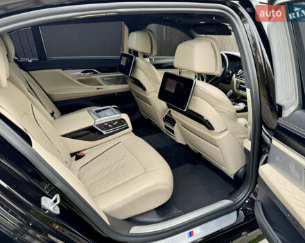 Коричневый БМВ 7 Серия, объемом двигателя 2.99 л и пробегом 141 тыс. км за 69999 $, фото 33 на Automoto.ua