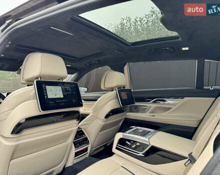 Коричневый БМВ 7 Серия, объемом двигателя 2.99 л и пробегом 141 тыс. км за 69999 $, фото 24 на Automoto.ua