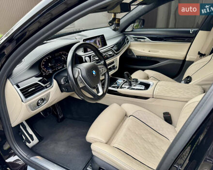 Коричневый БМВ 7 Серия, объемом двигателя 2.99 л и пробегом 141 тыс. км за 69999 $, фото 18 на Automoto.ua