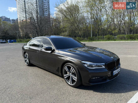 БМВ 7 Серия 2015 в Одессе на Automoto.ua Коричневый БМВ 7 Серия, объемом двигателя 2.99 л и пробегом 153 тыс. км за 36800 $, фото 1 на Automoto.ua