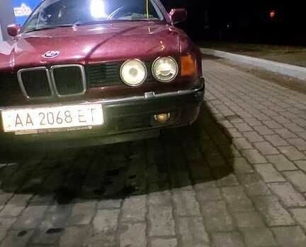 Красный БМВ 7 Серия, объемом двигателя 3.5 л и пробегом 250 тыс. км за 2300 $, фото 1 на Automoto.ua