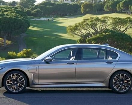 БМВ 7 Серія, об'ємом двигуна 2 л та пробігом 1 тис. км за 63546 $, фото 1 на Automoto.ua