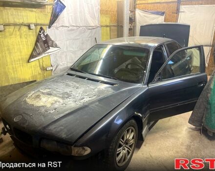 БМВ 7 Серия, объемом двигателя 4.4 л и пробегом 265 тыс. км за 3750 $, фото 1 на Automoto.ua