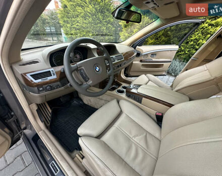 БМВ 7 Серия, объемом двигателя 4.4 л и пробегом 170 тыс. км за 9200 $, фото 35 на Automoto.ua