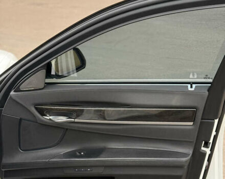 БМВ 7 Серия, объемом двигателя 2.98 л и пробегом 230 тыс. км за 15500 $, фото 12 на Automoto.ua