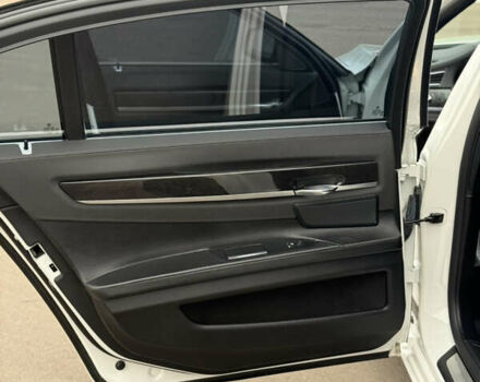 БМВ 7 Серия, объемом двигателя 2.98 л и пробегом 230 тыс. км за 15500 $, фото 10 на Automoto.ua