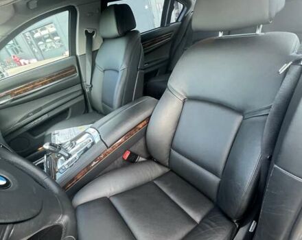 БМВ 7 Серия, объемом двигателя 0 л и пробегом 13 тыс. км за 164541 $, фото 7 на Automoto.ua