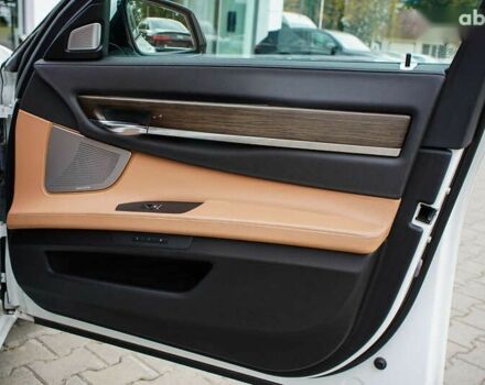 БМВ 7 Серия 2015 в Житомире на Automoto.ua БМВ 7 Серия, объемом двигателя 3 л и пробегом 95 тыс. км за 27999 $, фото 29 на Automoto.ua