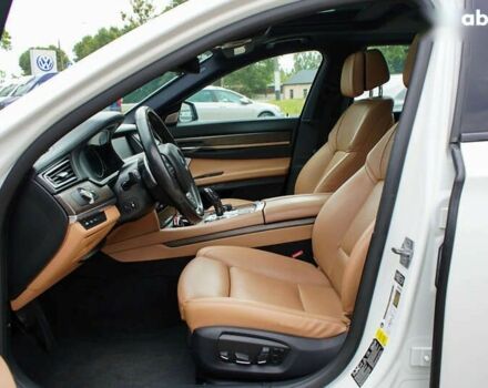 БМВ 7 Серия, объемом двигателя 0 л и пробегом 95 тыс. км за 27999 $, фото 29 на Automoto.ua