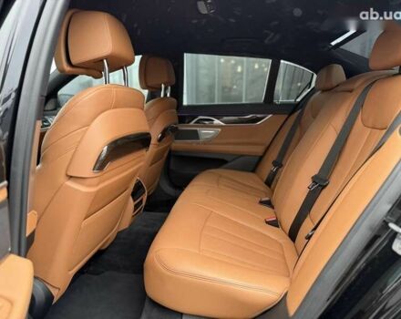 БМВ 7 Серія, об'ємом двигуна 2 л та пробігом 175 тис. км за 36999 $, фото 18 на Automoto.ua