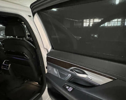БМВ 7 Серия, объемом двигателя 4.4 л и пробегом 42 тыс. км за 65000 $, фото 29 на Automoto.ua