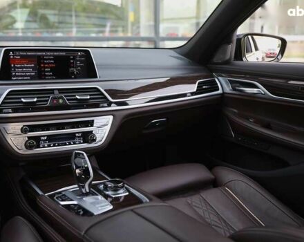БМВ 7 Серия, объемом двигателя 4.4 л и пробегом 38 тыс. км за 63000 $, фото 15 на Automoto.ua