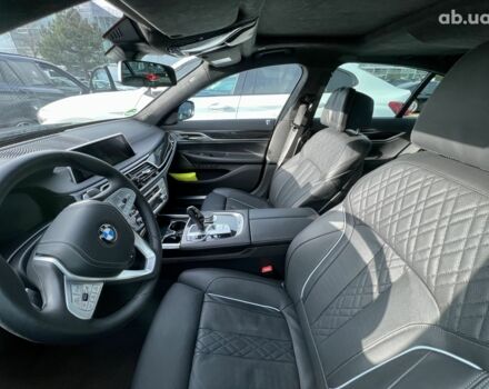 БМВ 7 Серия, объемом двигателя 3 л и пробегом 19 тыс. км за 96421 $, фото 4 на Automoto.ua