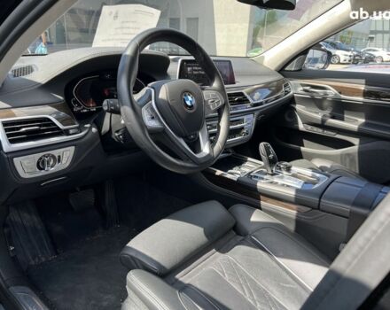 БМВ 7 Серия, объемом двигателя 3 л и пробегом 56 тыс. км за 91835 $, фото 4 на Automoto.ua