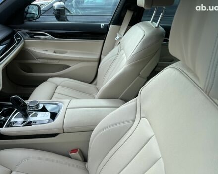 БМВ 7 Серия, объемом двигателя 3 л и пробегом 26 тыс. км за 81162 $, фото 25 на Automoto.ua
