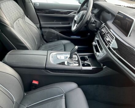 БМВ 7 Серия, объемом двигателя 3 л и пробегом 19 тыс. км за 96421 $, фото 10 на Automoto.ua