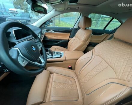 БМВ 7 Серия, объемом двигателя 3 л и пробегом 27 тыс. км за 92595 $, фото 7 на Automoto.ua
