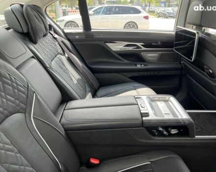 БМВ 7 Серия, объемом двигателя 6.59 л и пробегом 29 тыс. км за 119331 $, фото 36 на Automoto.ua