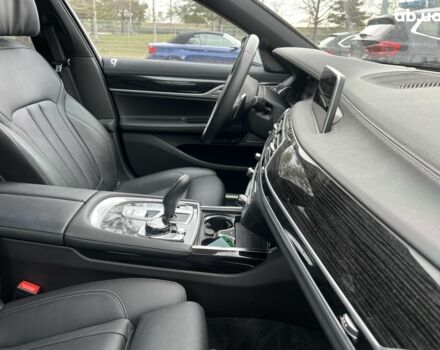 БМВ 7 Серия, объемом двигателя 3 л и пробегом 25 тыс. км за 77054 $, фото 32 на Automoto.ua