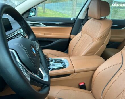 БМВ 7 Серия, объемом двигателя 3 л и пробегом 27 тыс. км за 92595 $, фото 8 на Automoto.ua