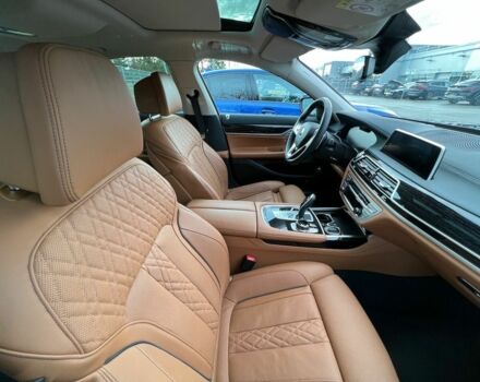 БМВ 7 Серия, объемом двигателя 3 л и пробегом 27 тыс. км за 92595 $, фото 13 на Automoto.ua