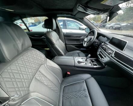 БМВ 7 Серия, объемом двигателя 3 л и пробегом 19 тыс. км за 96421 $, фото 2 на Automoto.ua