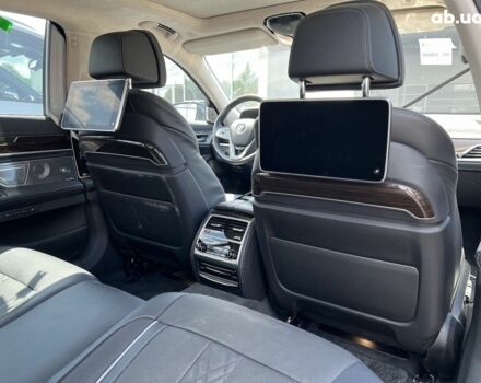 БМВ 7 Серия, объемом двигателя 3 л и пробегом 56 тыс. км за 91835 $, фото 18 на Automoto.ua