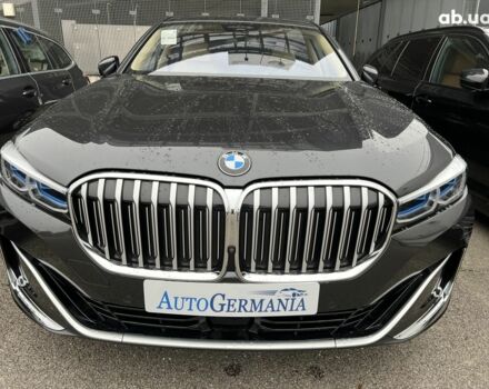 БМВ 7 Серия, объемом двигателя 4.4 л и пробегом 13 тыс. км за 98681 $, фото 2 на Automoto.ua