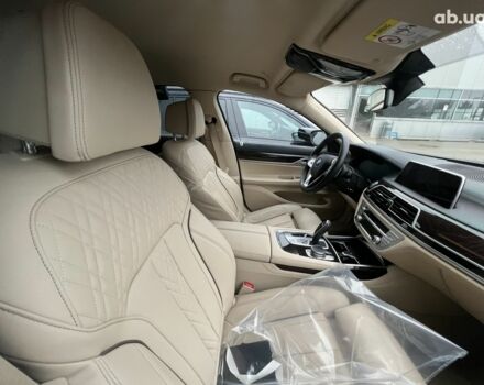 БМВ 7 Серия, объемом двигателя 4.4 л и пробегом 13 тыс. км за 98681 $, фото 24 на Automoto.ua