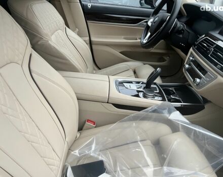 БМВ 7 Серия, объемом двигателя 4.4 л и пробегом 13 тыс. км за 98681 $, фото 23 на Automoto.ua