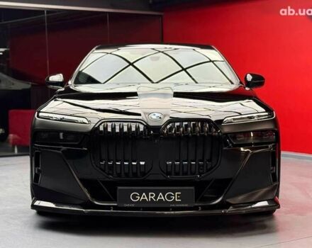 БМВ 7 Серия, объемом двигателя 4.4 л и пробегом 28 тыс. км за 143900 $, фото 1 на Automoto.ua