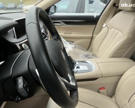 БМВ 7 Серия, объемом двигателя 4.4 л и пробегом 13 тыс. км за 98681 $, фото 34 на Automoto.ua