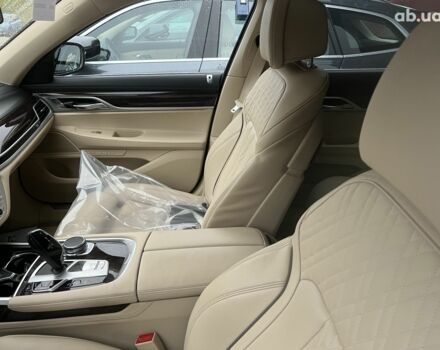 БМВ 7 Серия, объемом двигателя 4.4 л и пробегом 13 тыс. км за 98681 $, фото 27 на Automoto.ua