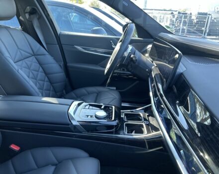 БМВ 7 Серия 2023 в Киеве на Automoto.ua БМВ 7 Серия, объемом двигателя 3 л и пробегом 2 тыс. км за 135415 $, фото 27 на Automoto.ua