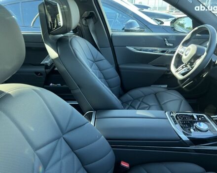 БМВ 7 Серия 2023 в Киеве на Automoto.ua БМВ 7 Серия, объемом двигателя 3 л и пробегом 2 тыс. км за 135415 $, фото 30 на Automoto.ua