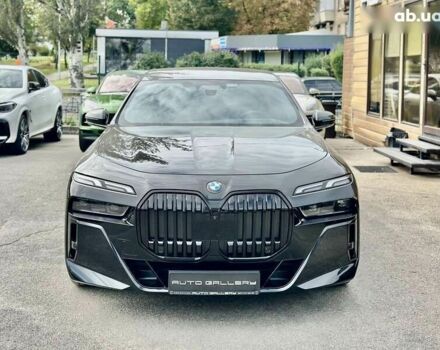 БМВ 7 Серия, объемом двигателя 3 л и пробегом 10 тыс. км за 129999 $, фото 2 на Automoto.ua
