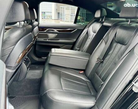 БМВ 7 Серия, объемом двигателя 3 л и пробегом 185 тыс. км за 41990 $, фото 24 на Automoto.ua