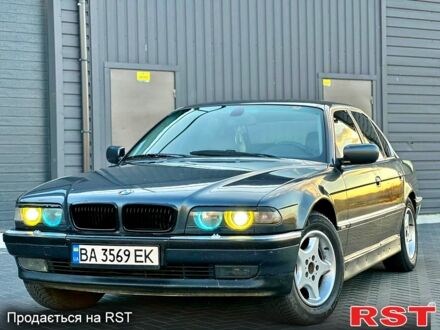 БМВ 7 Серия 2000 в Кропивницком (Кировограде) на Automoto.ua БМВ 7 Серия, объемом двигателя 2.8 л и пробегом 222 тыс. км за 4000 $, фото 1 на Automoto.ua