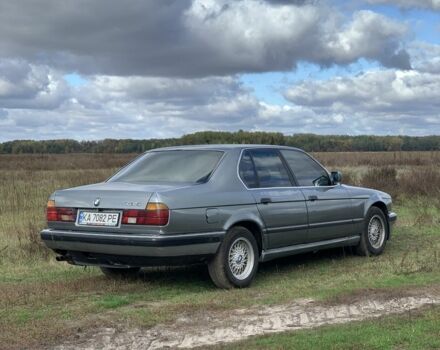 Серый БМВ 7 Серия, объемом двигателя 3.5 л и пробегом 280 тыс. км за 2200 $, фото 4 на Automoto.ua