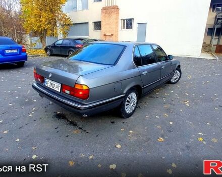 Серый БМВ 7 Серия, объемом двигателя 3.5 л и пробегом 300 тыс. км за 1500 $, фото 5 на Automoto.ua