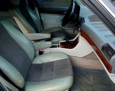 Серый БМВ 7 Серия, объемом двигателя 3.5 л и пробегом 300 тыс. км за 1500 $, фото 6 на Automoto.ua