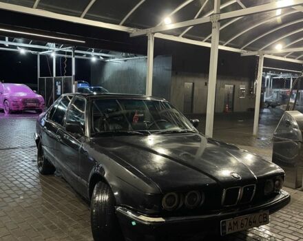 Серый БМВ 7 Серия, объемом двигателя 3 л и пробегом 777 тыс. км за 1800 $, фото 1 на Automoto.ua