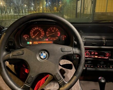 Серый БМВ 7 Серия, объемом двигателя 3 л и пробегом 777 тыс. км за 1800 $, фото 6 на Automoto.ua