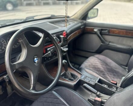 Серый БМВ 7 Серия, объемом двигателя 3 л и пробегом 500 тыс. км за 2599 $, фото 6 на Automoto.ua