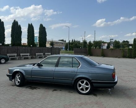 Серый БМВ 7 Серия, объемом двигателя 3 л и пробегом 500 тыс. км за 2599 $, фото 5 на Automoto.ua