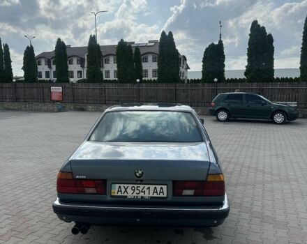 Серый БМВ 7 Серия, объемом двигателя 3 л и пробегом 500 тыс. км за 2599 $, фото 3 на Automoto.ua