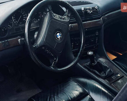 Серый БМВ 7 Серия, объемом двигателя 3 л и пробегом 420 тыс. км за 4999 $, фото 14 на Automoto.ua