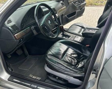 Сірий БМВ 7 Серія, об'ємом двигуна 2.5 л та пробігом 430 тис. км за 5950 $, фото 4 на Automoto.ua