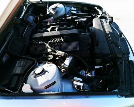 Серый БМВ 7 Серия, объемом двигателя 2.8 л и пробегом 400 тыс. км за 5500 $, фото 2 на Automoto.ua
